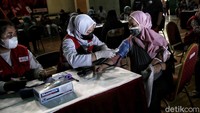 Fachmi menjelaskan, PMI yang memiliki tugas dan fungsi pelayanan sosial kesehatan, didorong oleh ketua umumnya, Jusuf Kalla untuk bergerak membantu percepatan pelaksanaan vaksinasi secara nasional.
