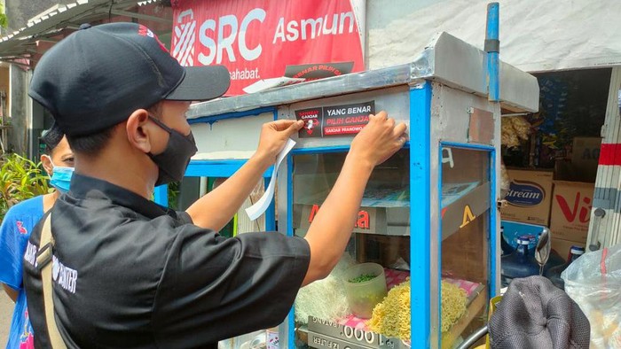Relawan Sahabat Ganjar kembali melakukan aksi sosial di masa Pandemi COVID-19. Kini, mereka menyasar pelaku UMKM di Jakarta dan Yogyakarta.