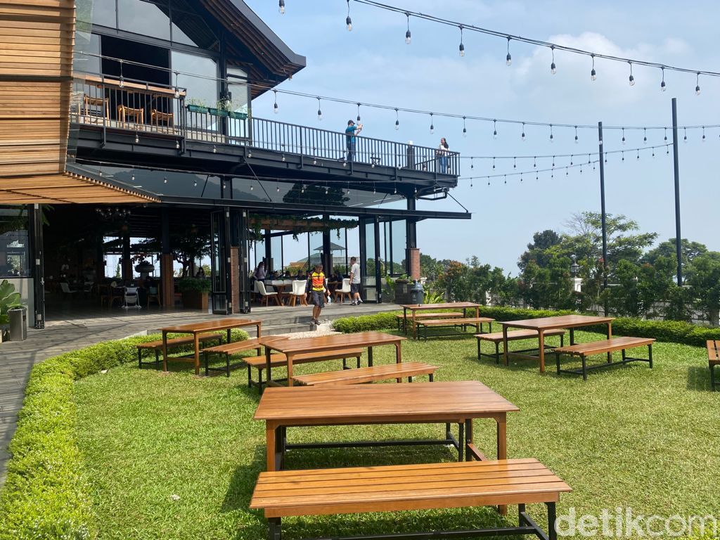 Viral di Sentul, Pancar Garden Tawarkan Ngopi dengan 'View' Gunung