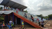 Kejuaraan sepeda BMX ini digelar dengan menerapkan protokol kesehatan. Seluruh peserta dan panitia akan di swab antigen terlebih dahulu sebelum mengikuti pertandingan.  