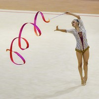 Punya paras cantik yang unik, Sutjiati Narendra memang blasteran. Remaja 17 tahun yang lahir di New York tersebut memiliki ibu seorang warga Amerika Serikat. Foto: MARTONA