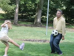 13 Foto Lucu Tak Sengaja Tertangkap Kamera, Paling Kocak yang Mana?