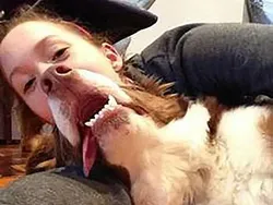 13 Foto Lucu Tak Sengaja Tertangkap Kamera, Paling Kocak yang Mana?