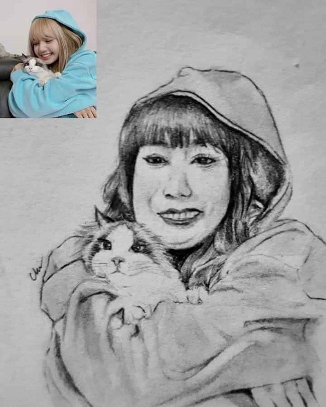 Sketsa wajah Lisa Blacpink yang tidak terlihat seperti Lisa Blackpink. Kalau hanya melihat sketsa wajahnya saja, dijamin kamu nggak akan nyangka kalau itu Lisa. Foto: Instagram/@sukijan.id