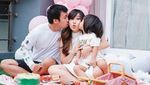 10 Momen Manis Cherly Juno Saat Makan Bersama Keluarga