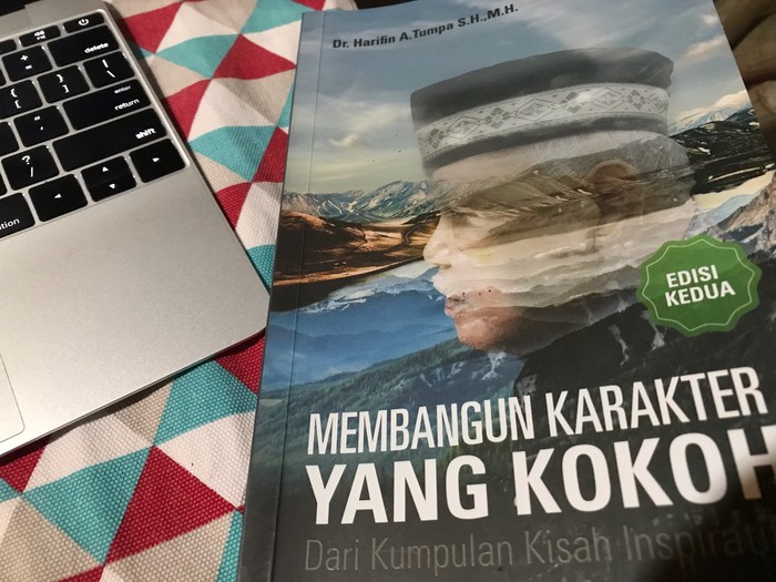 Isi Waktu di Kala Pandemi, Eks Ketua MA Terbitkan Buku (Foto: Istimewa)