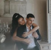 Diketahui bahwa sebelumnya Jessica sendiri telah dilamar oleh Vincent Verhaag. Momen lamaran tersebut juga diunggah Jessica ke Instagramnya. Foto: Instagram/@inijedar