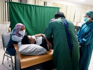 Khitanan Massal untuk Kaum Dhuafa