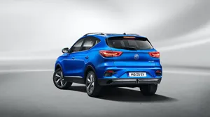 Lihat Lebih Dekat Wujud MG ZS EV, Mobil Listrik yang Baterainya Kuat Tempuh 440 km