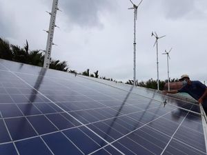 Kisah Angin dan Surya Pemberi Cahaya Kehidupan di Kampung Laut