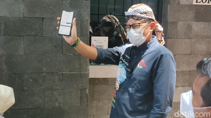 Sandiaga Uno di Desa Wisata Sangiran