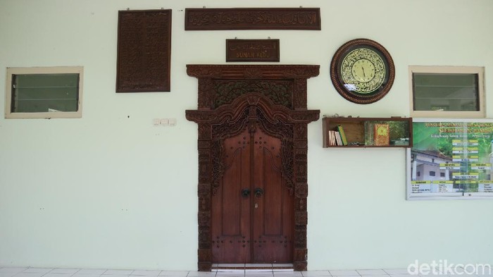 Sunan Kedu, Pendekar dari Temanggung yang Berguru ke Sunan Kudus Di Kabupaten Kudus, Jawa Tengah sosok Sunan Kudus dan Sunan Muria terkenal sebagai wali penyebar agama Islam. Tak hanya kedua sunan tersebut, ada pula sosok Sunan Kedu yang dikenal sebagai pendekar penyebar agama Islam di Kota Kretek. Seperti apa kisahnya?