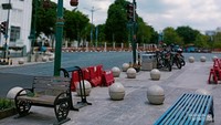 Lampu khas Jogja bisa dilihat di Titik Nol Km.