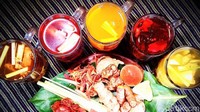 Ada dua menu andalan wedang rempah untuk saat ini, ada Wetakor dan Wedajok. Wetakor adalah wedang tahan korona kalau Wedajok itu wedang sehat ala Jokowi. Rempahnya lebih komplit karena untuk menjaga daya tahan tubuh kita di masa pandemi, kata Prasasti. Foto: detikcom/Rinto Heksantoro