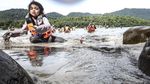 Asiknya Snorkling di Pantai Rubiah