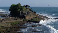 Diketahui pariwisata Bali akan kembali dibuka untuk wisatawan mancanegara pada 14 Oktober 2021 mendatang.   