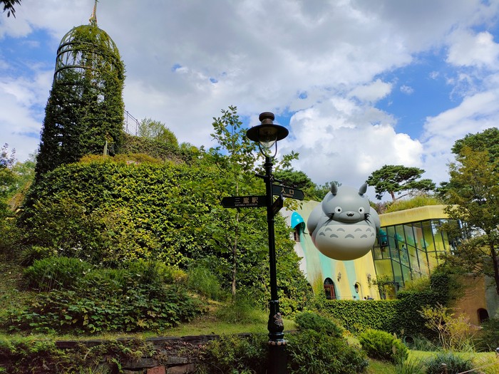Balon Raksasa Totoro di Museum Ghibli Balon Raksasa Totoro di Museum Ghibli