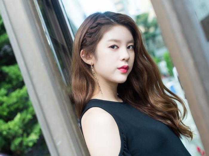 Daisy eks MOMOLAND