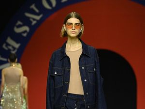 Mengintip Tren Fashion 2022, Bisa Jadi Acuan Belanja Saat Diskon Akhir Tahun