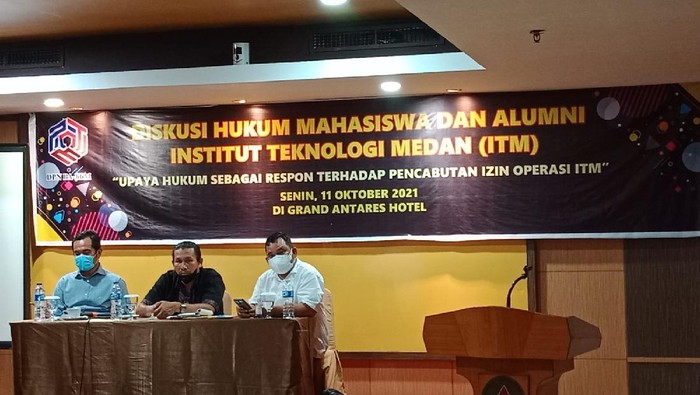 Diskusi mahasiswa ITM di Medan (Ahmad Arfah-detikcom)