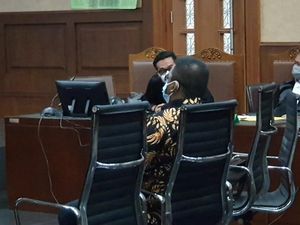 Rintangi Penyidikan Nurhadi, Ferdy Yuman Divonis 4 Tahun Bui