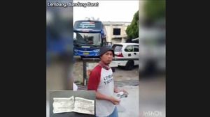 Dalih Menjaga Bus Wisata di Balik Getok Tarif Parkir Rp 150 Ribu di Lembang