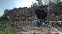 Goa Kelelawar (Lawa) memiliki beberapa gugus lubang yang belum tereksplor. (Imam Suripto/detikcom)