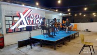 Ada live music juga lho sambil ngopi sambil dengerin musik
