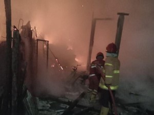 Pabrik Tahu di Ciledug Tangerang Ludes Terbakar