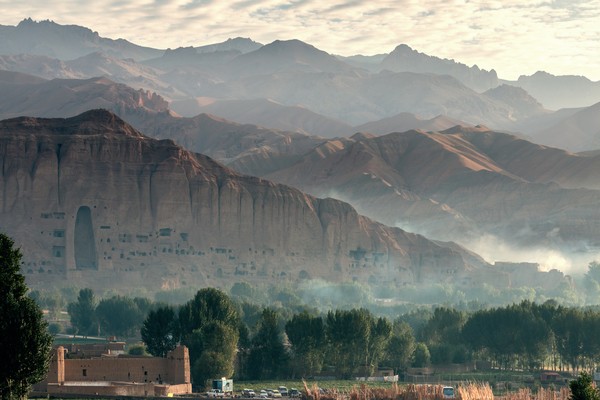 Pejabat lokal dan mantan karyawan UNESCO mengatakan ada sekitar 1.000 artefak yang pernah disimpan di gudang terdekat. Namun artefak itu dicuri dan dihancurkan usai Taliban mengambilalih. (Getty Images/iStockphoto) Pejabat lokal dan mantan karyawan UNESCO mengatakan ada sekitar 1.000 artefak yang pernah disimpan di gudang terdekat. Namun artefak itu dicuri dan dihancurkan usai Taliban mengambilalih. (Getty Images/iStockphoto)