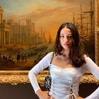 Di samping aktif dengan di dunia olahraga yang didominasi oleh pria itu, Lila Tan juga menekuni bidang model. Ia kini bahkan di bawah agensi model. Foto: dok. Instagram/@lilaatan