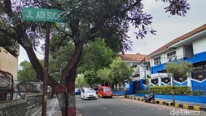 Nama jalan di Cianjur yang dinilai salah.