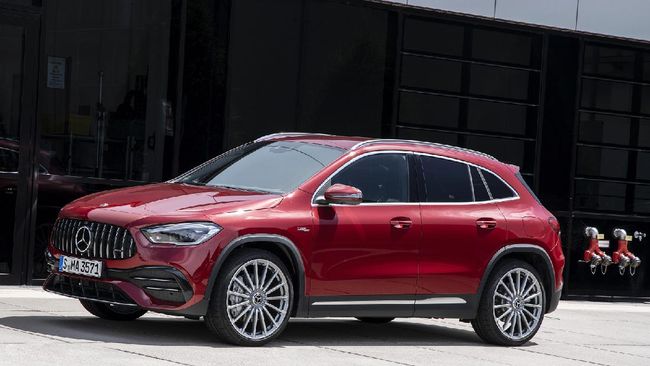 Keluarga Baru Mercedes-AMG Hadir di Indonesia: A 35 4MATIC dan GLA 35 4MATIC
