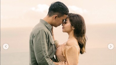 Nikita Willy Hamil Muda, Pamer Perut Sambil Nge-gym