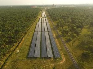 PLTS Sei Mangkei Berpotensi Tekan Emisi Karbon 1.300 Ton Per Tahun