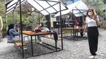 Foto: Ngopi Santai di Kafe Hits Bandung Barat