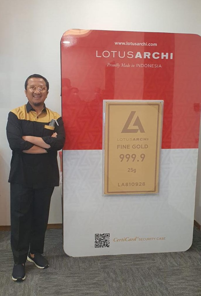 Bicara instrumen investasi banyak sekali macamnya, salah satu yang paling diminati adalah emas.

Di masa pandemi seperti saat ini, emas jadi investasi emas jangka panjang yang memberikan keuntungan tersendiri di tengah situasi dan kondisi yang serba tidak pasti.