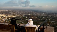 Sebanyak sekitar 6.000 orang telah dievakuasi dari rumah mereka di La Palma yang merupakan bagian dari Kepulauan Canary di Atlantik dan berpenduduk sekitar 83 ribu jiwa.  