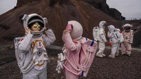 Di sekitar gunung berapi adalah padang rumput yang luas. Suhu rata-rata di musim panas tidak melebihi 20°C.  