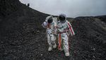 Sensasi Jadi Astronot di Gunung Berapi China