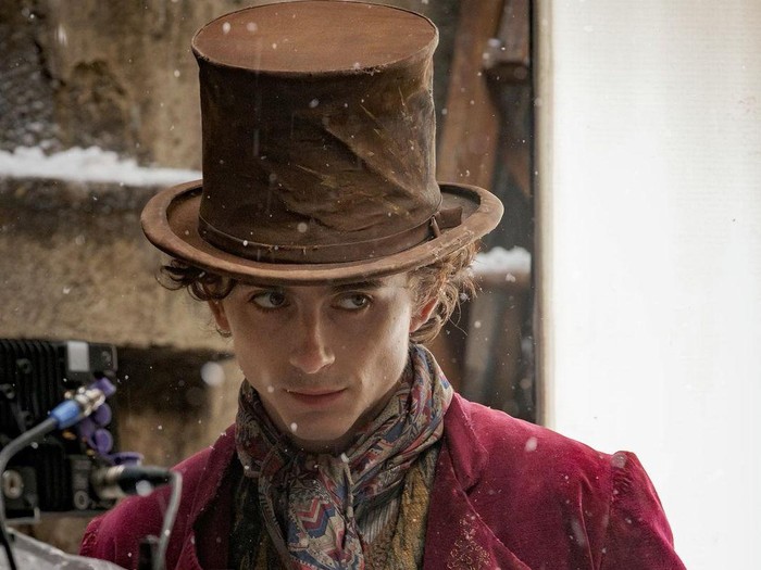 Timothee Chalamet memerankan Willy Wonka dalam film Wonka.