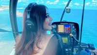 Chintya Ramlan mengelilingi Bali dengan naik helikopter. (Foto: dokumen pribadi)