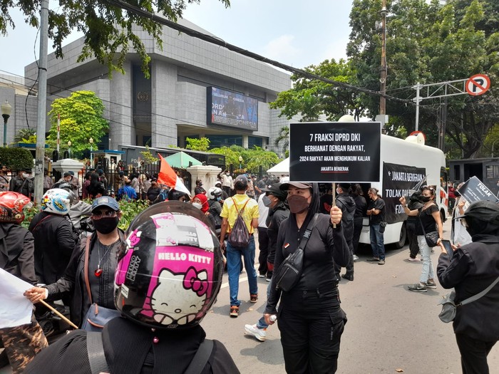 Demo di DPRD DKI Jakarta (Tiara-detikcom)