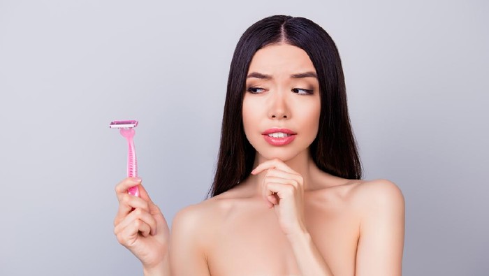 Sering Bikin Bingung, Bulu Kemaluan Lebih Baik Dicukur atau Dibiarkan Saja Sih?