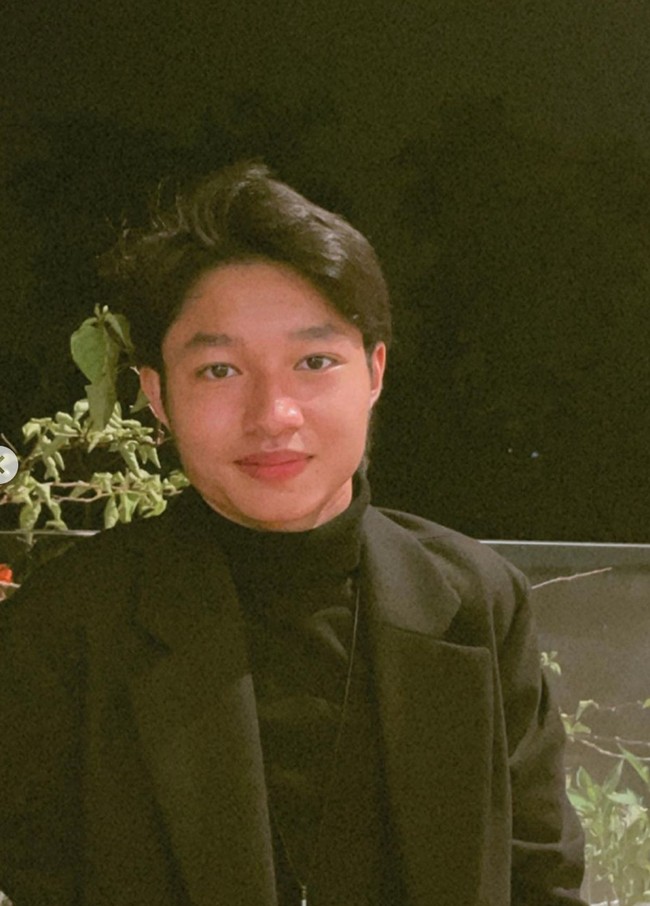 Unggahan terbaru Kiesha pun dibanjiri pujian netizen. Oppa, komentar salah seorang netizen. Oppa Kieshaa, tambah netizen lain. Gantengnya, komentar netizen lainnya. Foto: Instagram/@kiesha.alvaro