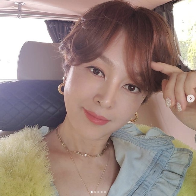 Setelah berbagai kasus tersebut karier Lee Seung-yeon meredup. Dia hanya menjadi pemeran pembantu di beberapa drama. Dia juga kerap membagikan aktifitasnya di Instagram dan mendapatkan endorse sejumlah produk. Foto: Dok. Instagram @leesyaram