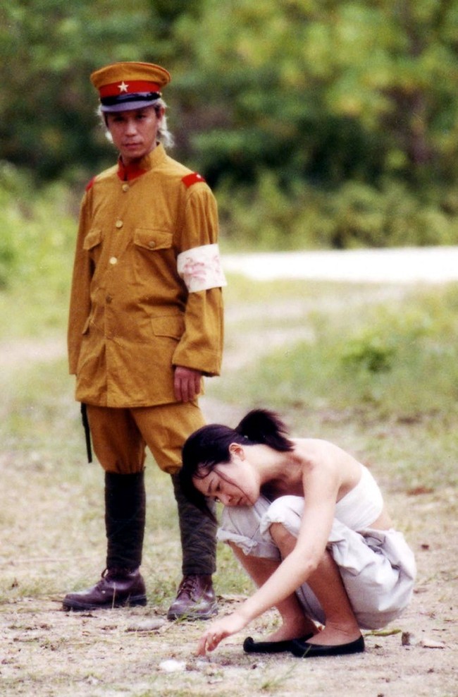 Skandalnya yang paling menghebohkan adalah pada 2004 saat dia menjadi model pemotretan erotis tentang comfort women. Comfort women merupakan istilah yang digunakan untuk wanita yang dipaksa menjadi buda seks pada masa Perang Dunia II. Foto: dok. AFP