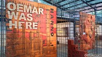 Pameran ini juga diketahui merupakan rangkaian dari Festival Tahun Tanah yang merupakan hajatan besar tiga tahunan masyarakat Jatiwangi.