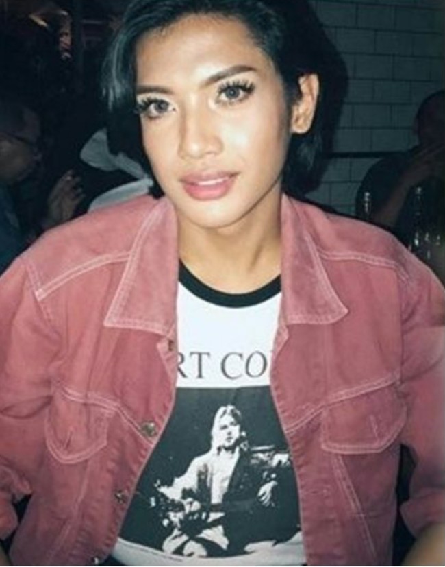 Millen sendiri lahir pada 28 Agustus 1999. Saat ini dirinya berusia 22 tahun. Penampilan Millen dulu dan saat ini terlihat cukup berbeda. Kini Millen tampil dengan lebih feminin. Foto: Instagram/@millencyrus