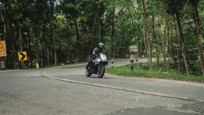 Motor listrik Universitas Budi Luhur Sport Electric Vehicle 01 (BL-SEV01).